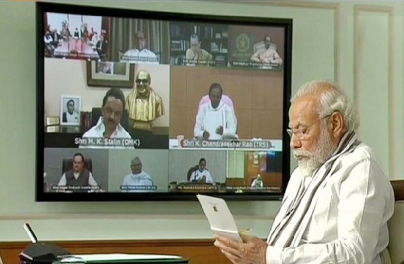 মোদীকে প্রশ্নবাণ ছুঁড়লেও দেশের ঐক্যে অটল সবাই